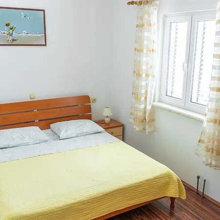 Kim Apartment *