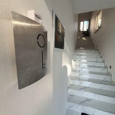 Kim Apartman Rab Town